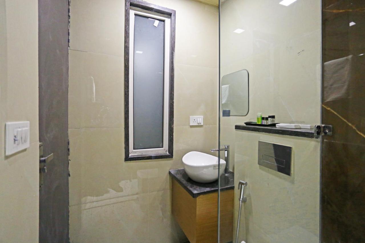 ניו דלהי Hotel Apple Villa - Near Delhi Airport With Free Airport Transsfer מראה חיצוני תמונה