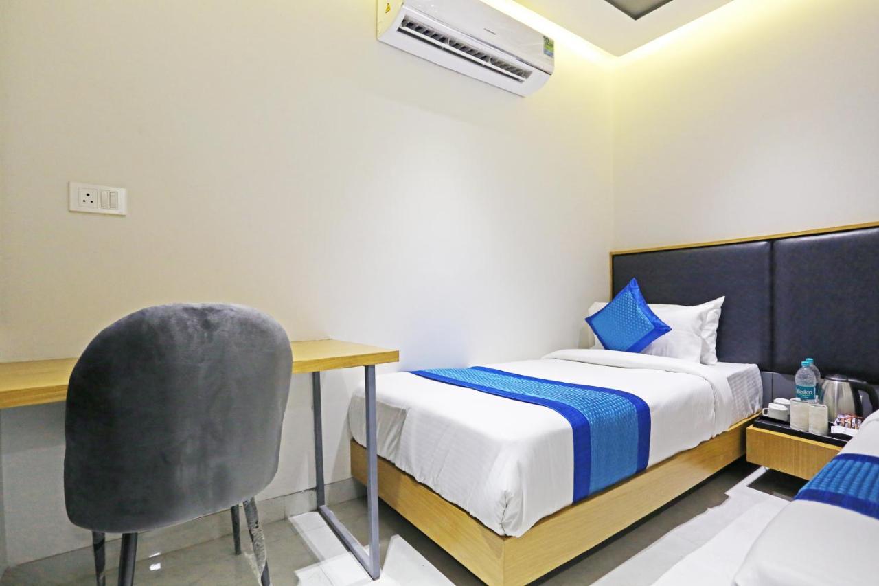 ניו דלהי Hotel Apple Villa - Near Delhi Airport With Free Airport Transsfer מראה חיצוני תמונה